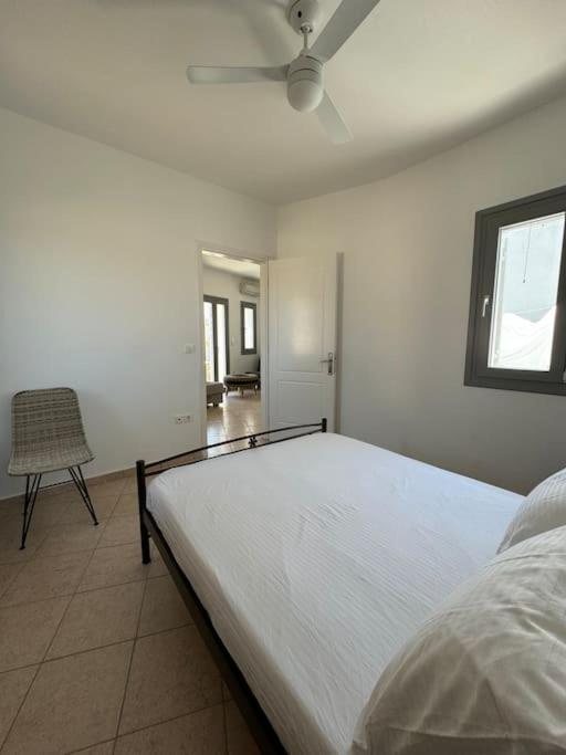 Beach House Antiparos Exterior photo