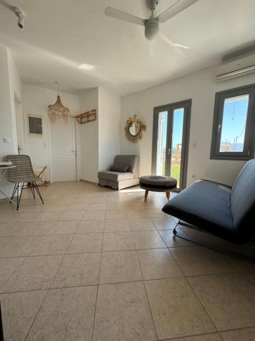 Beach House Antiparos Exterior photo