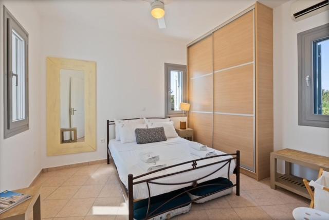 Beach House Antiparos Exterior photo